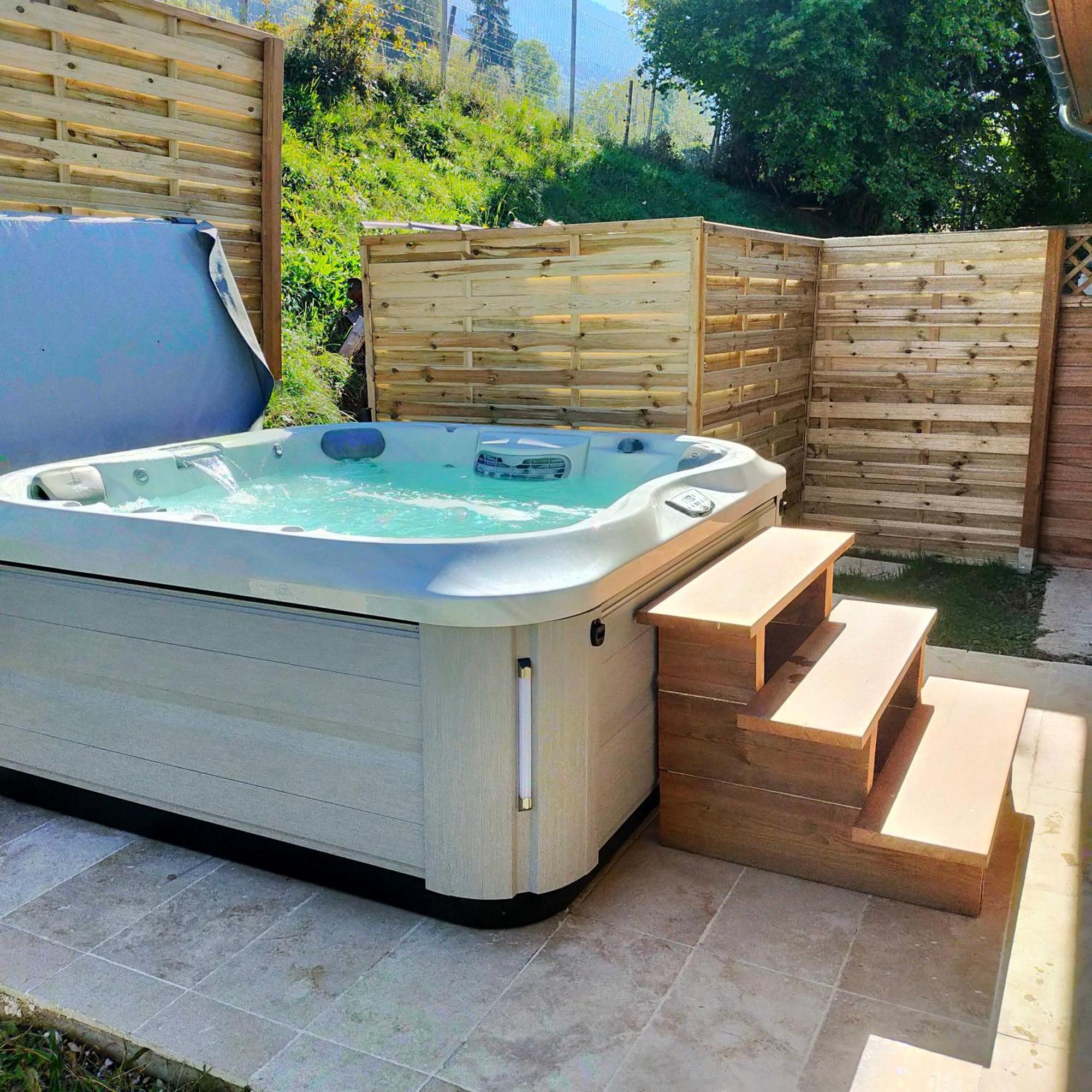 Appartement Rez De Jardin Saint-Martin-dʼUriage Dış mekan fotoğraf
